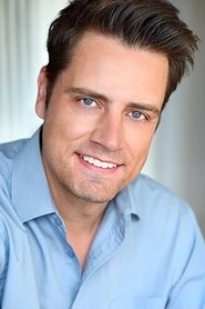 Ảnh diễn viên Christian Simpson